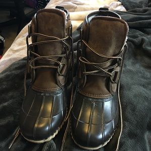 Brown rain boots size 7
